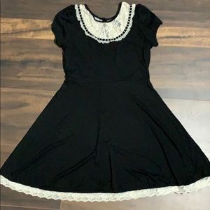 Black lacy dress sz L